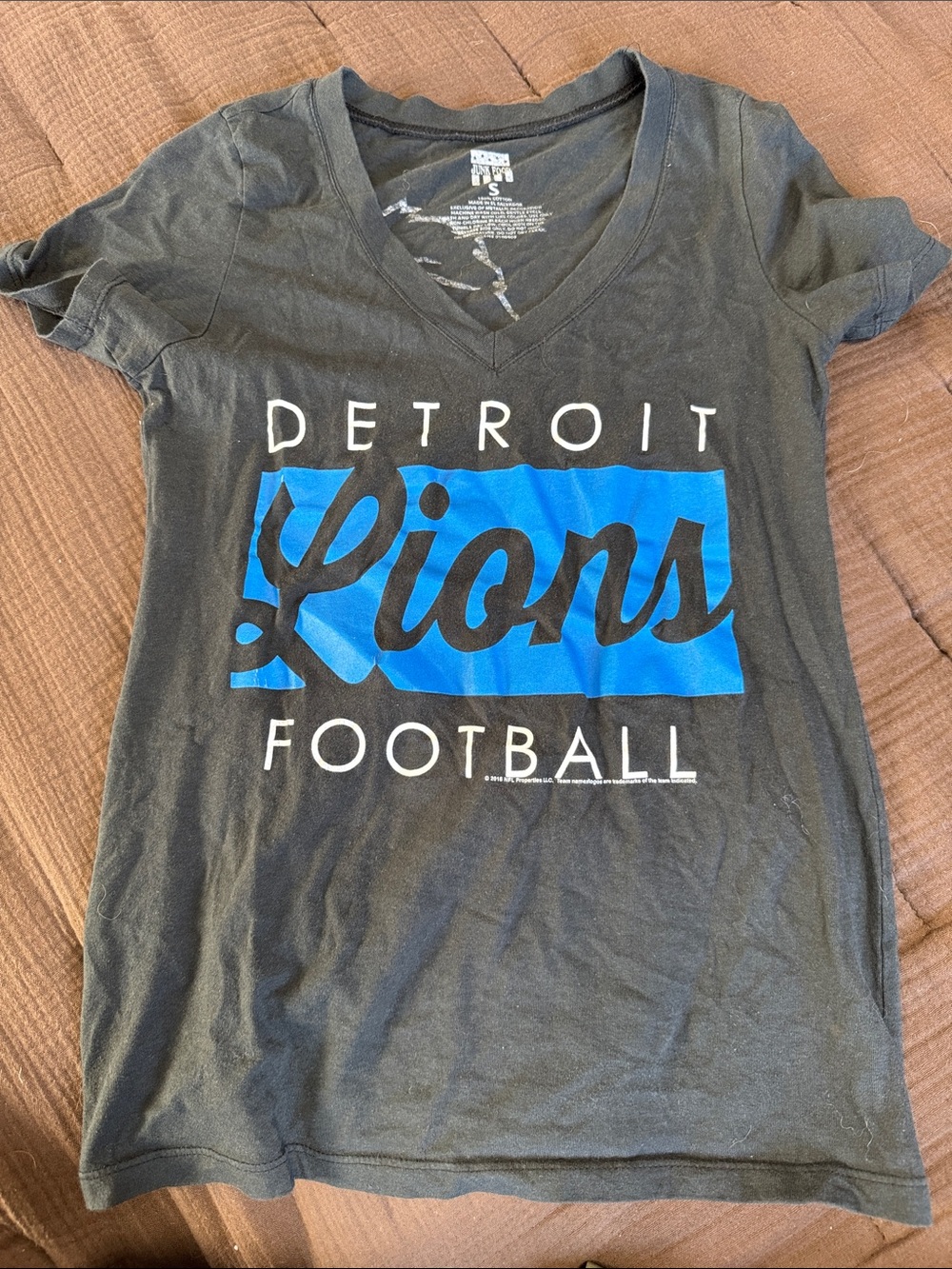 Detroit Lions Black & Blue V-Neck Football Tee